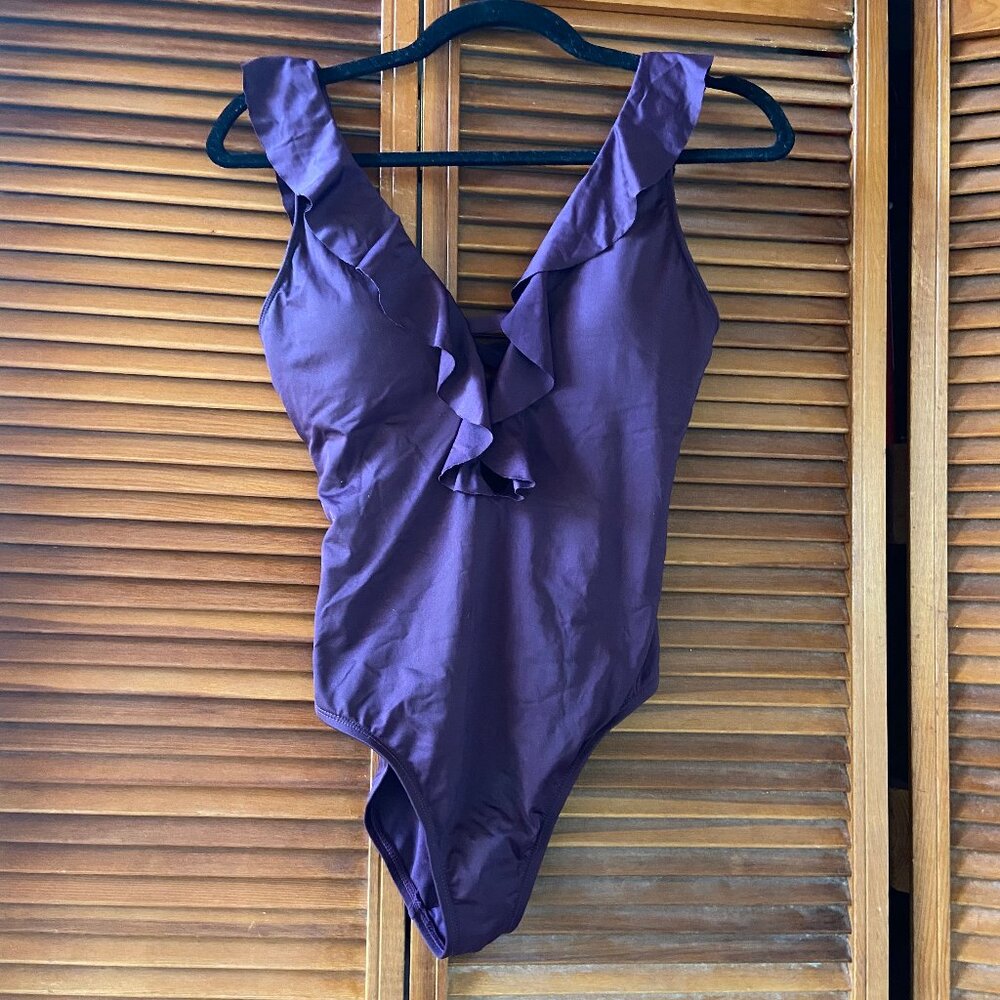 Shade & Shore Ruffle One Piece Swimsuit